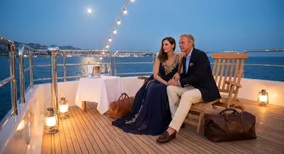 Tidal Composure: Travel Intelligence for the Poised Cruiser